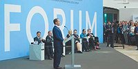Медведев не боится роботов-юристов
